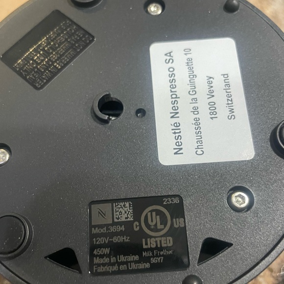 MOVING SALE! Nespresso Aeroccino 3 Milk Frother MSRP $98+ - Picture 6 of 8